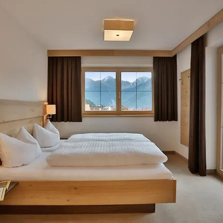 Haus Christina 아파트 세르파우스